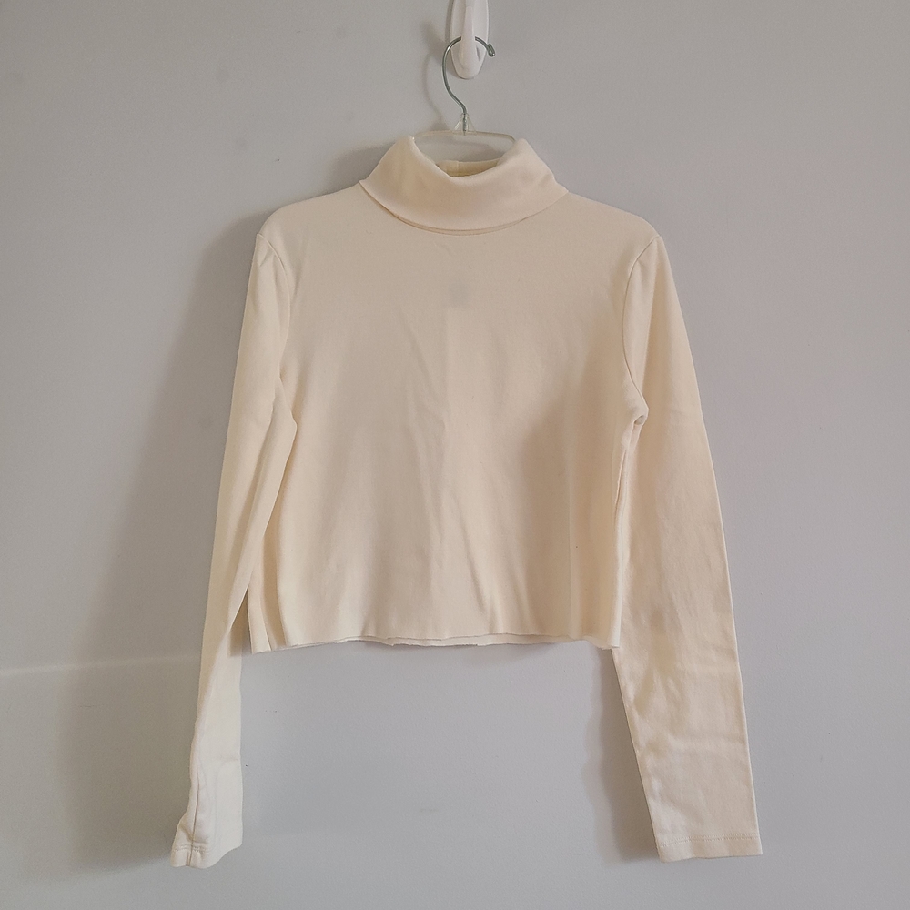 St. John's Bay Cream Crop Turtleneck 100% Cotton Size S